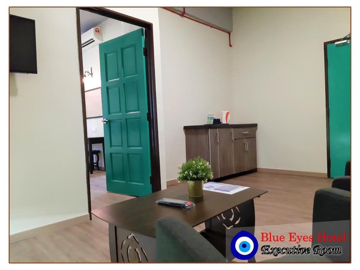 Blue Eyes Hotel Кепала Батас Екстериор снимка