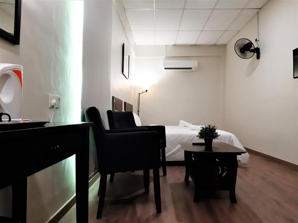 Blue Eyes Hotel Кепала Батас Екстериор снимка